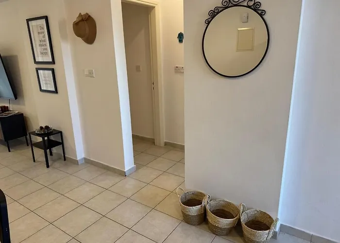 Front Pool Garden Apartmán