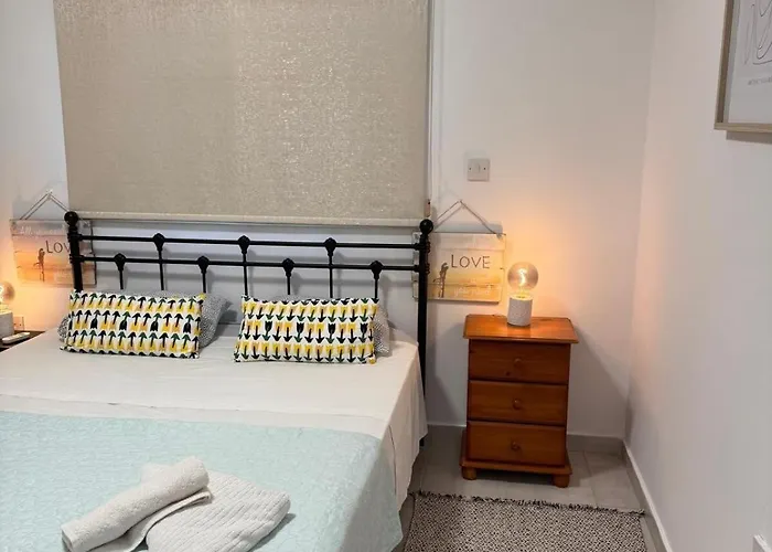 Apartmán Front Pool Garden Paphos