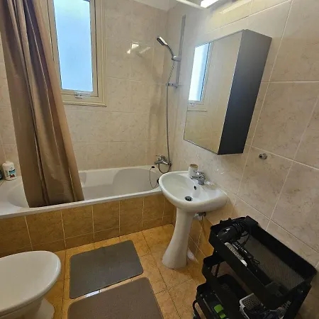 Front Pool Garden * Πάφος