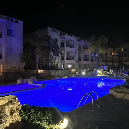 Front Pool Garden Apartment Paphos